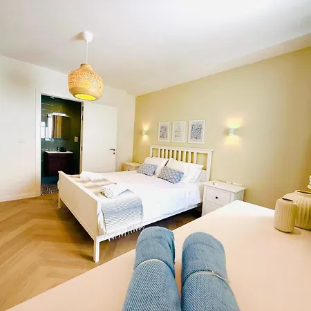5 Kj Two Bedroom In The Village Centre Number Lägenhet