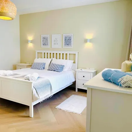 Lägenhet 5 Kj Two Bedroom In The Village Centre Number *