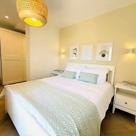 5 Kj Two Bedroom In The Village Centre Number * Mellieħa