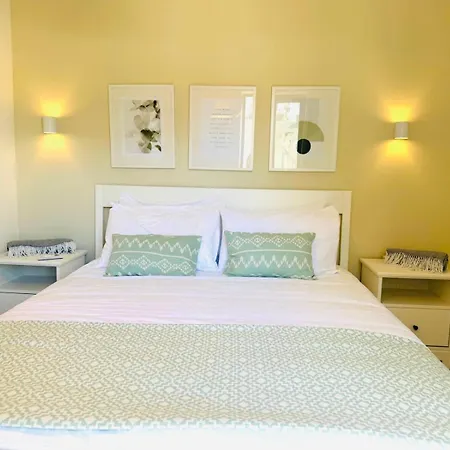 5 Kj Two Bedroom In The Village Centre Number Lägenhet Mellieħa