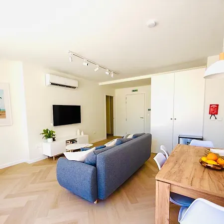 5 Kj Two Bedroom In The Village Centre Number Mellieħa