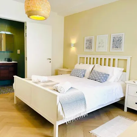 5 Kj Two Bedroom In The Village Centre Number Lägenhet Mellieħa